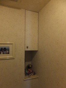 広々とした浴槽と壁のアクセントで、癒しの空間に 広々とした浴槽と壁のアクセントで、癒しの空間に